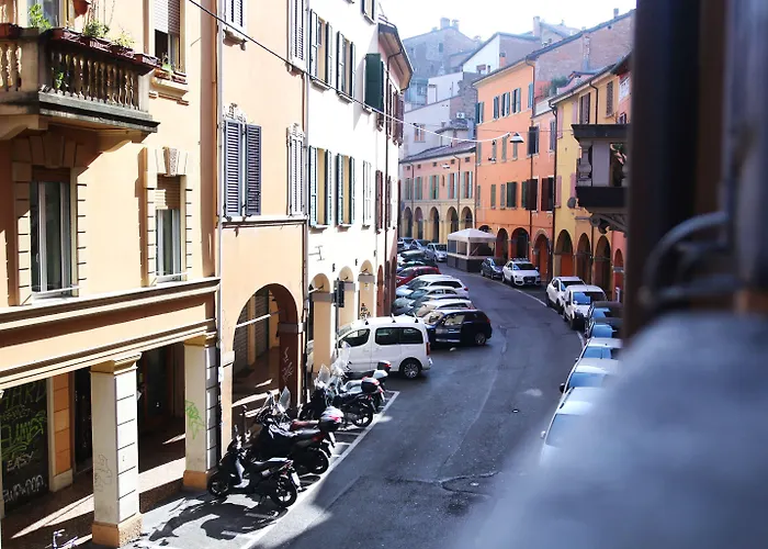 Steam House Room & Breakfast Bologna